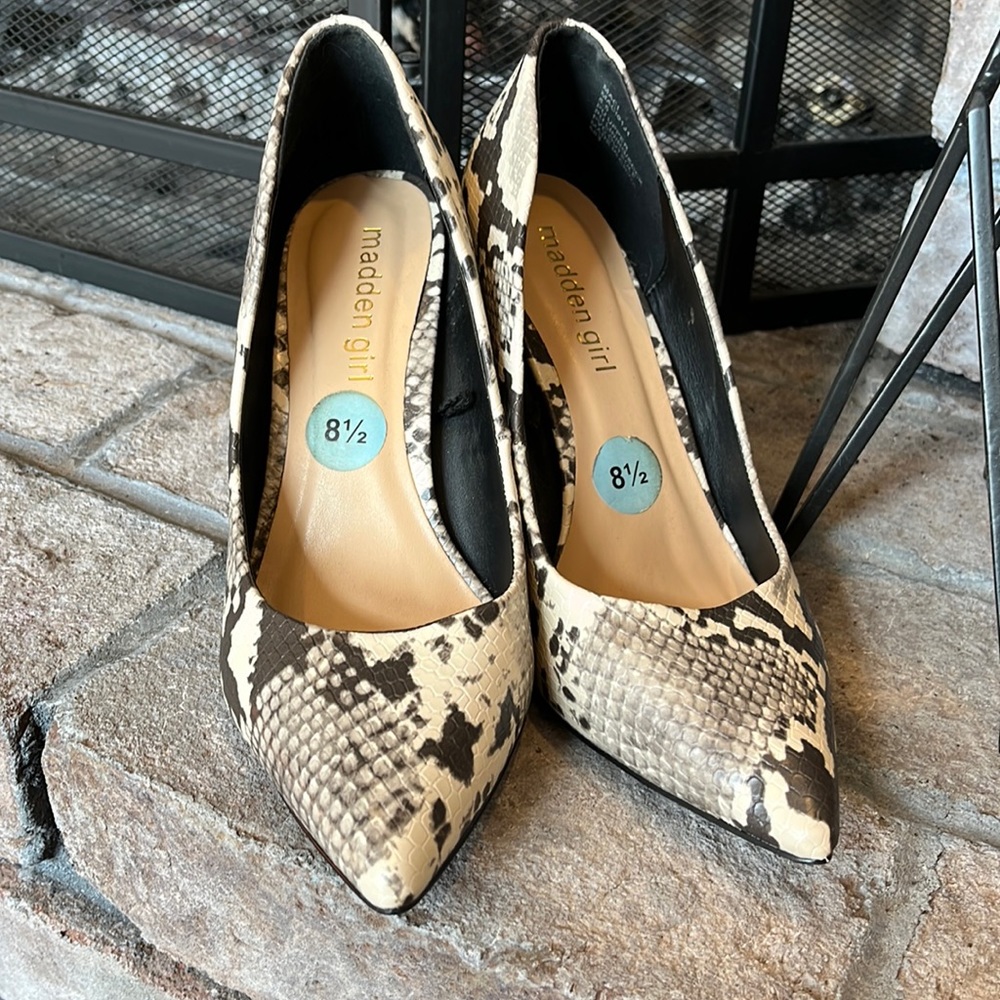 Steve Madden snakeskin heels